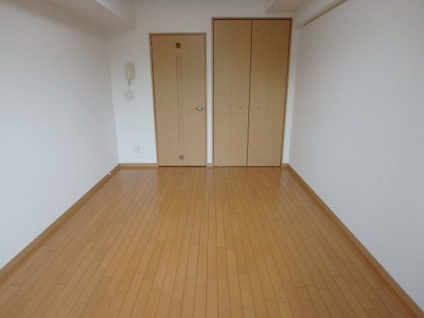 プライムアーバン行徳IIIの物件内観写真